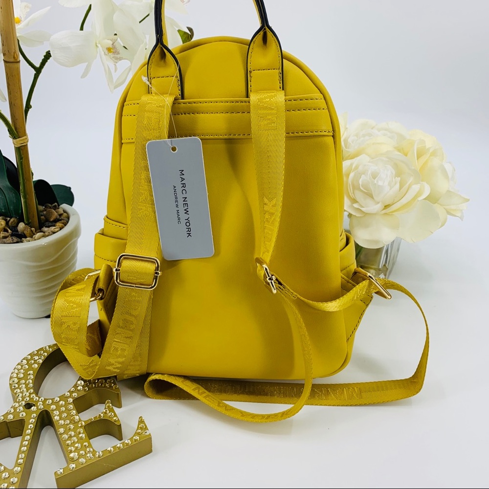 NWT Andrew Marc Backpack - Picture 5 of 8